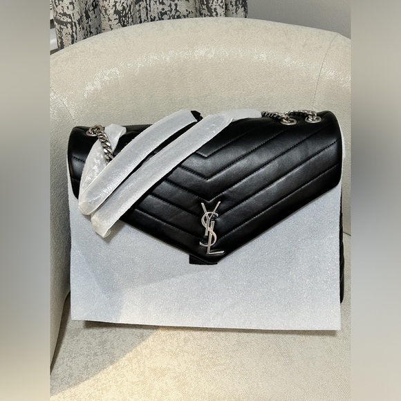 Black Large Loulou YSL Shoulder Bag in Quilted Leather - Picture 9 of 14